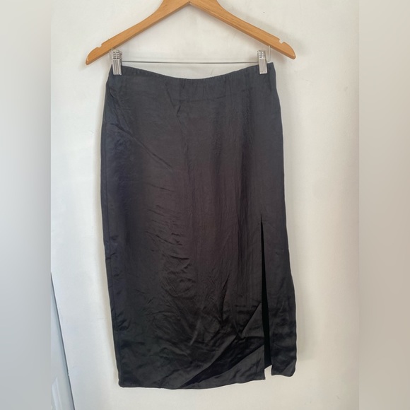 Aritzia Babaton Eames Satin Skirt - Picture 3 of 10